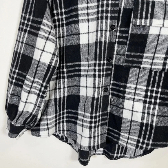 OAK + FORT |  PLAID SHACKET - Picture 7 of 14